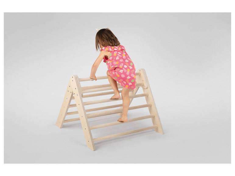 Playtive Kletterdreieck, aus Massivholz 50% Rabatt mit kostenlosem Versand
