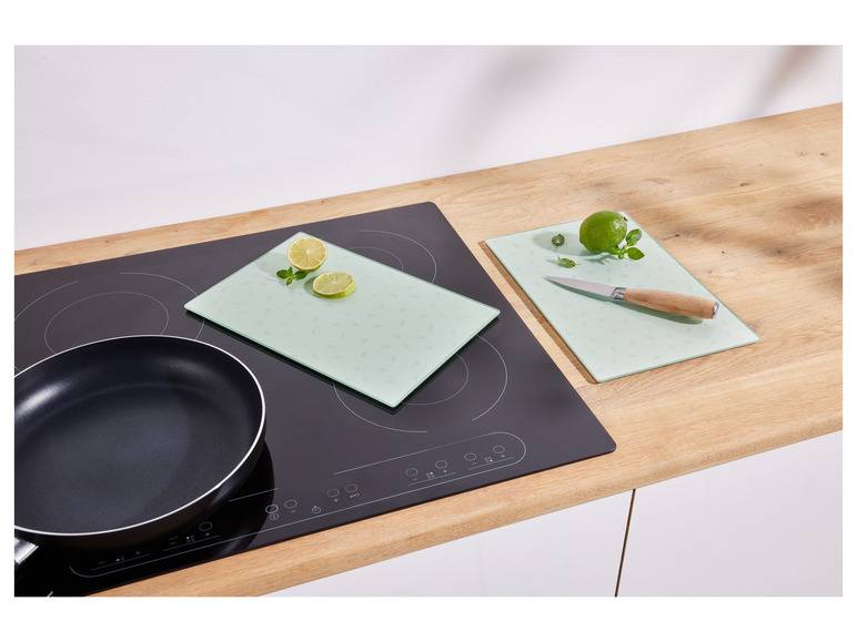 LIVARNO home Glas-Schneidebretter \ Glas-Schneidebrett, mit Antirutschfüßen Outlet