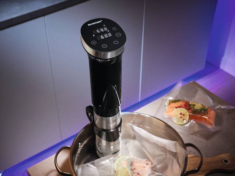 SILVERCREST® KITCHEN TOOLS Sous-Vide-Stick Smart SSVSS 1200 A1, WLAN-Funktion Valentinstagsangebot