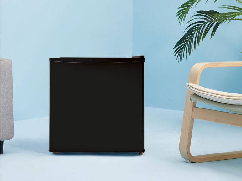 Comfee Mini-Kühlschrank »RCD76DK2«, mit Eisfach zollfrei