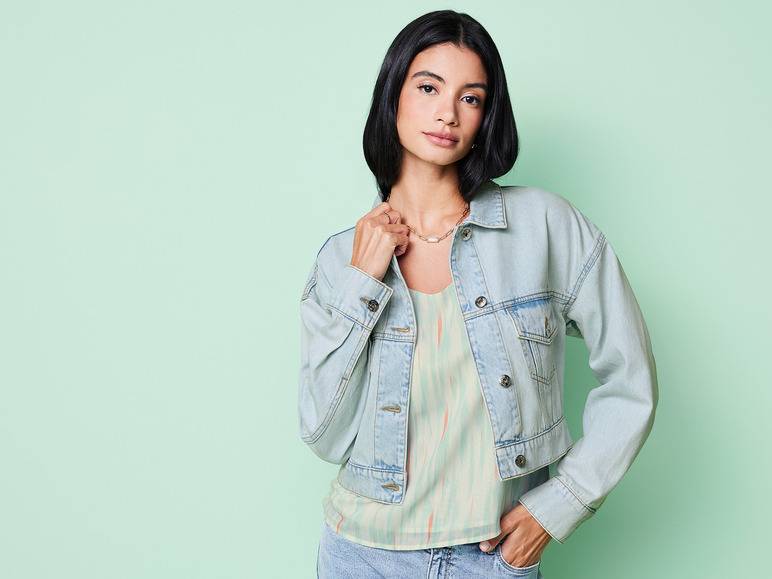 esmara® Damen Jeansjacke in Cropped-Länge Vatertagsangebot