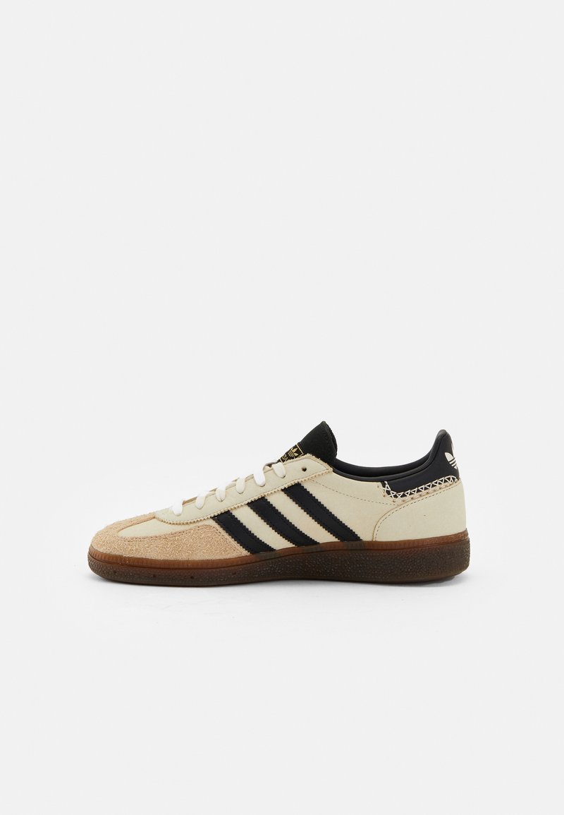 ﻿adidas Originals adidas Originals HANDBALL SPEZIAL UNISEX - Trainers Top Angebot