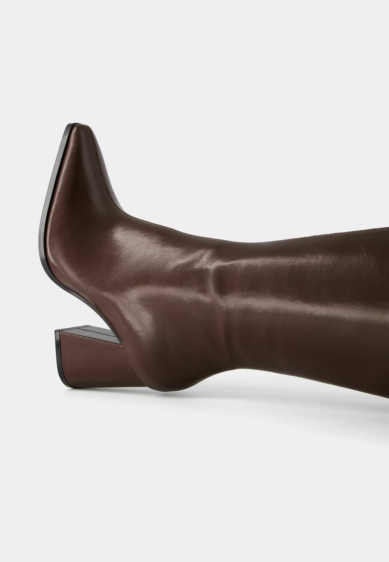 Bershka Bershka Boots - dark red Sonderangebote