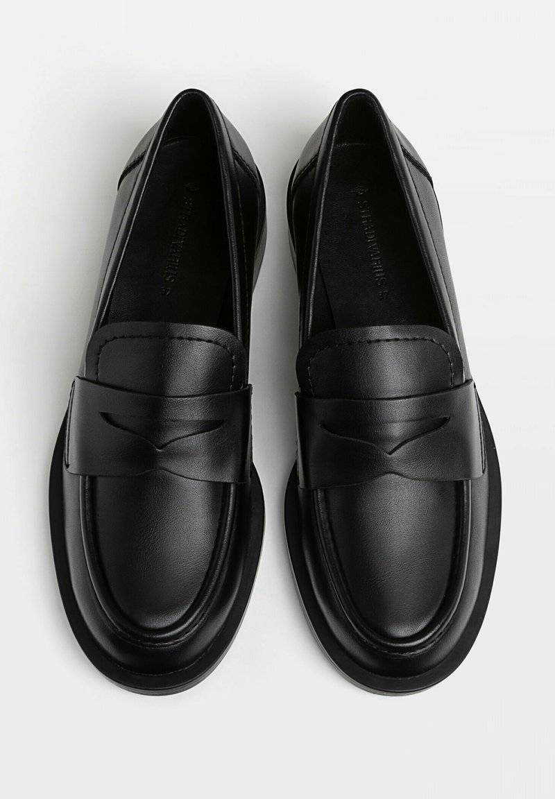 Stradivarius Stradivarius LOAFERS - Slip-ons - black Wochenangebot