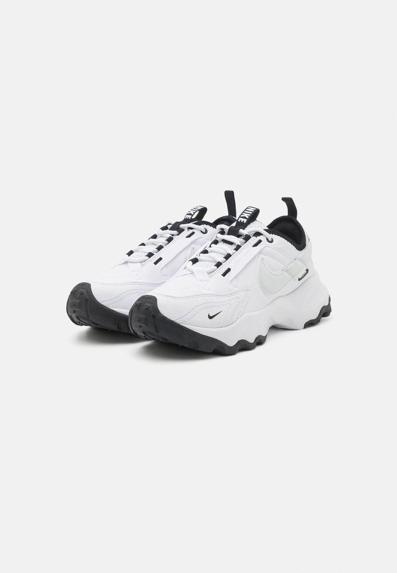 Nike Sportswear Nike Sportswear TC 7900 - Trainers Kostenlose Rückgabe