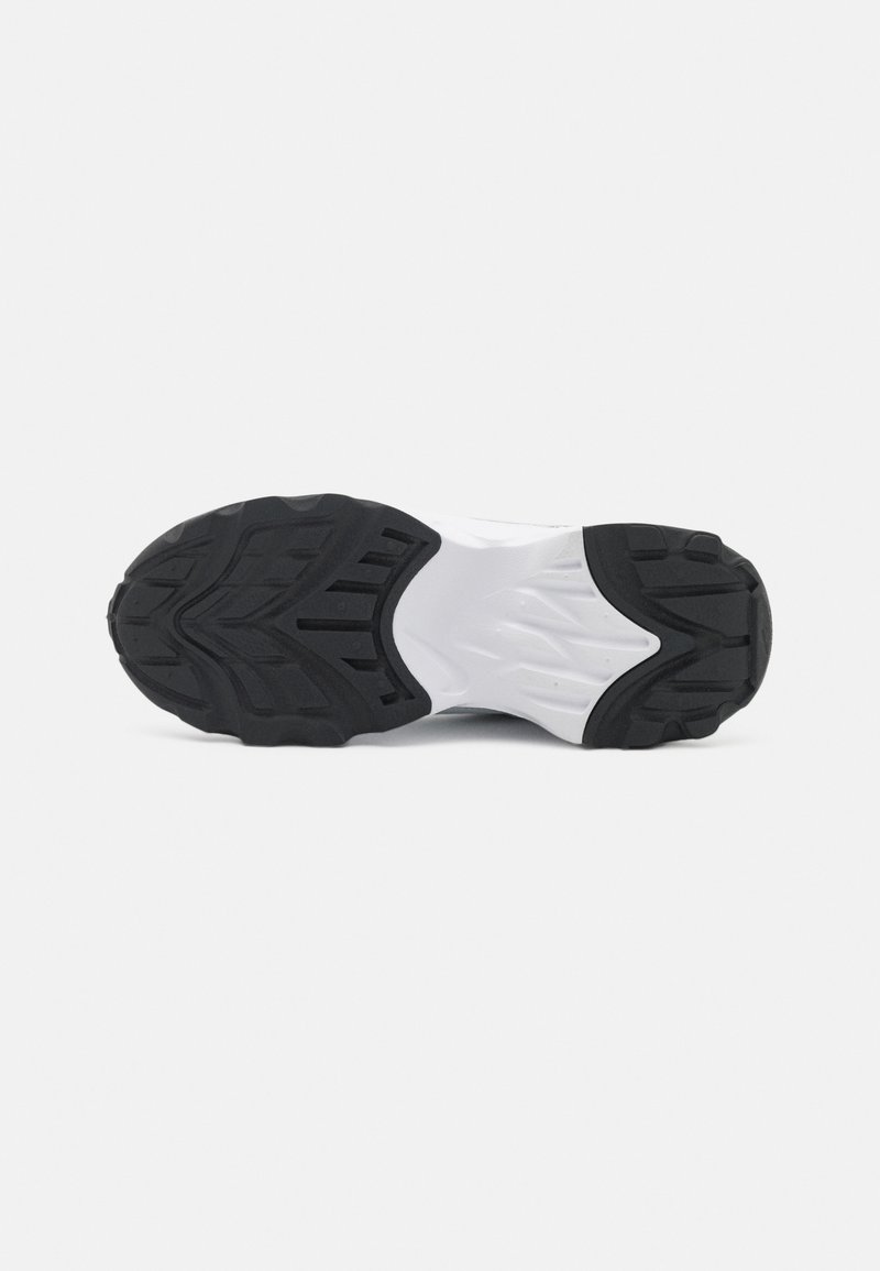 Nike Sportswear Nike Sportswear TC 7900 - Trainers Kostenlose Rückgabe