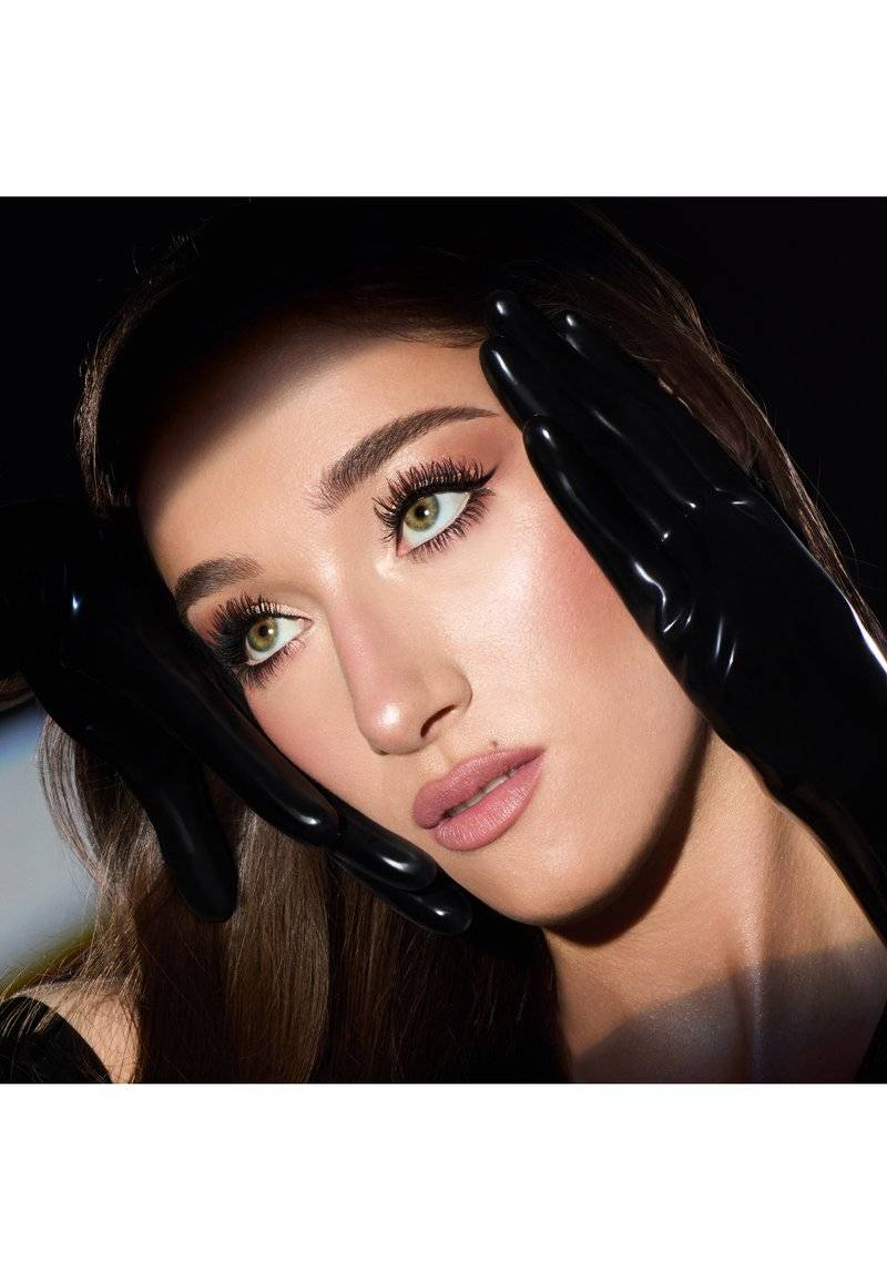 Charlotte Tilbury Charlotte Tilbury EXAGGER-EYES VOLUME MASCARA - TRAVEL SIZE - Mascara - black Speichern exportieren