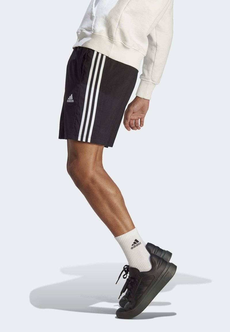 adidas Sportswear adidas Sportswear AEROREADY ESSENTIALS CHELSEA 3-STRIPES - Sports shorts Zeitlich begrenztes Angebot