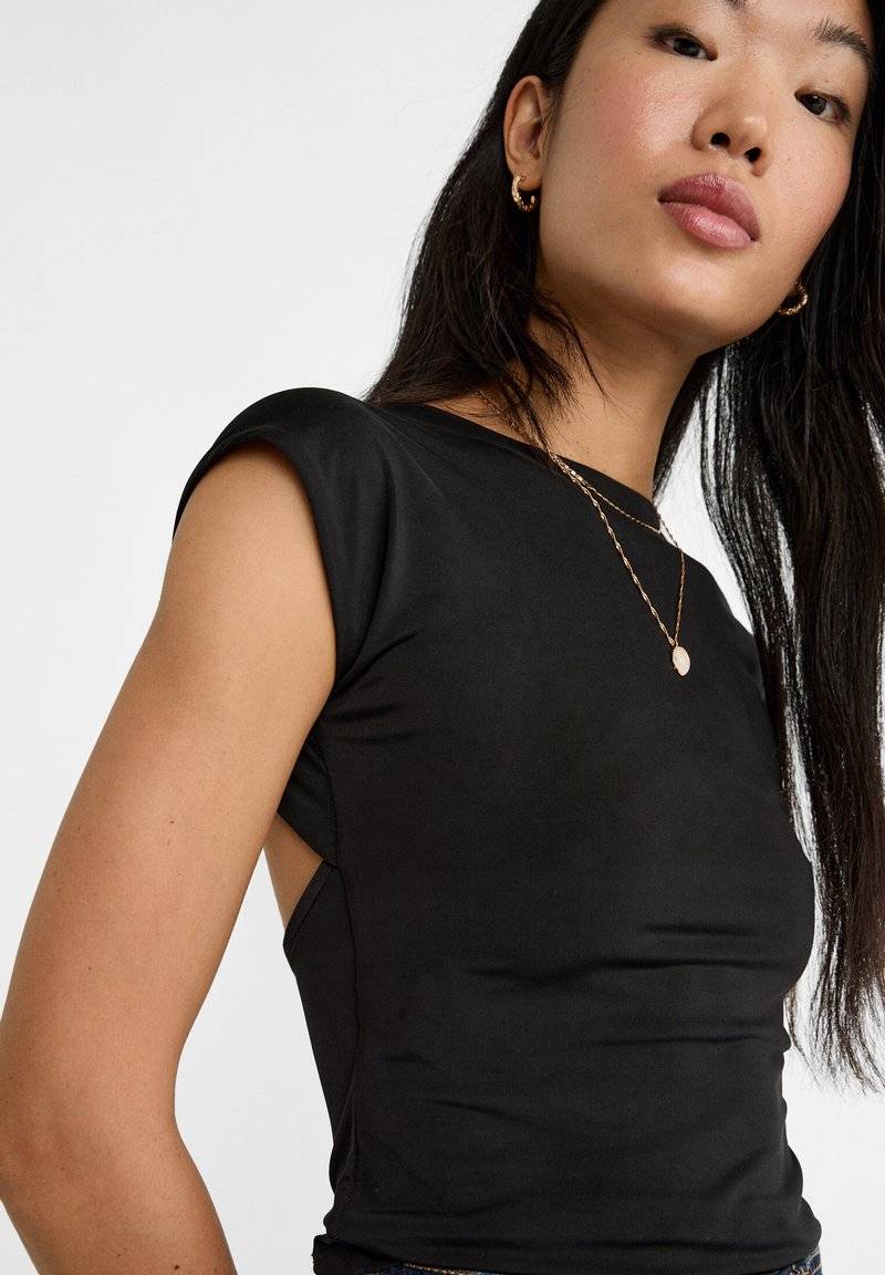 Stradivarius Stradivarius OPEN-BACK - Basic T-shirt - black Letzte 2 Tage