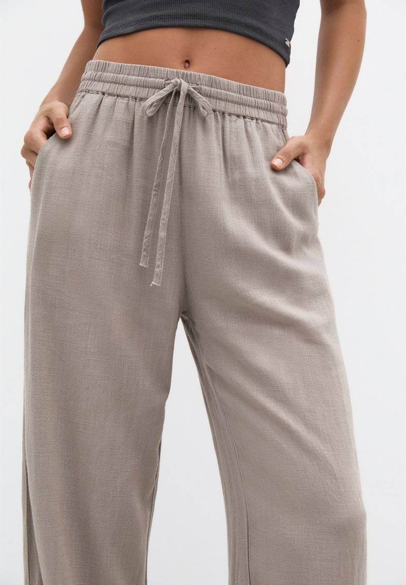 PULL&BEAR PULL&BEAR Trousers - stone Discount Store für neue Produkte