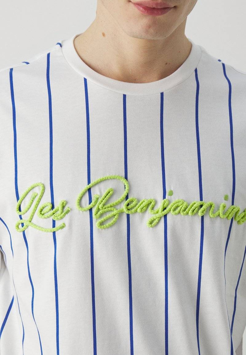 Les Benjamins Les Benjamins TEE UNISEX - Print T-shirt - white 50% Rabatt für begrenzte Zeit