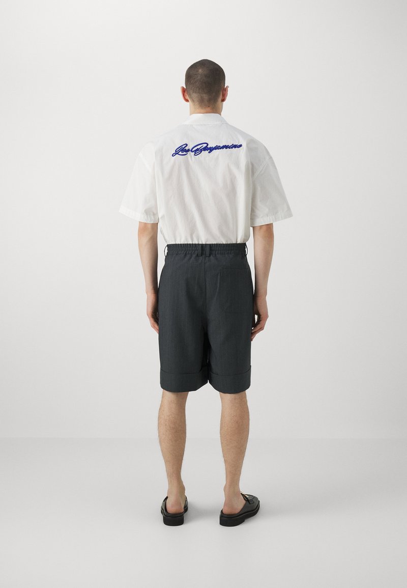 Les Benjamins Les Benjamins UNISEX - Shorts - black Verkauf