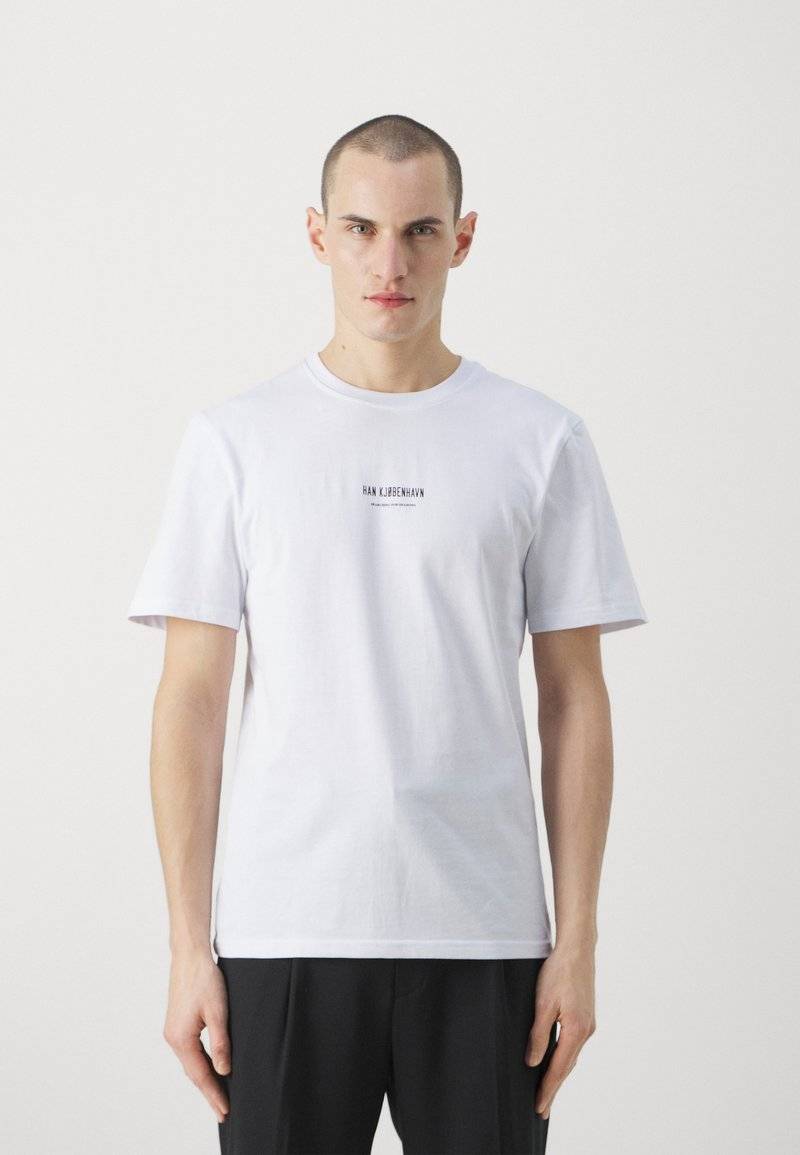 Han Kjøbenhavn Han Kjøbenhavn SHADOWS MOON REGULAR TEE UNISEX - Print T-shirt - white Versandkostenfrei