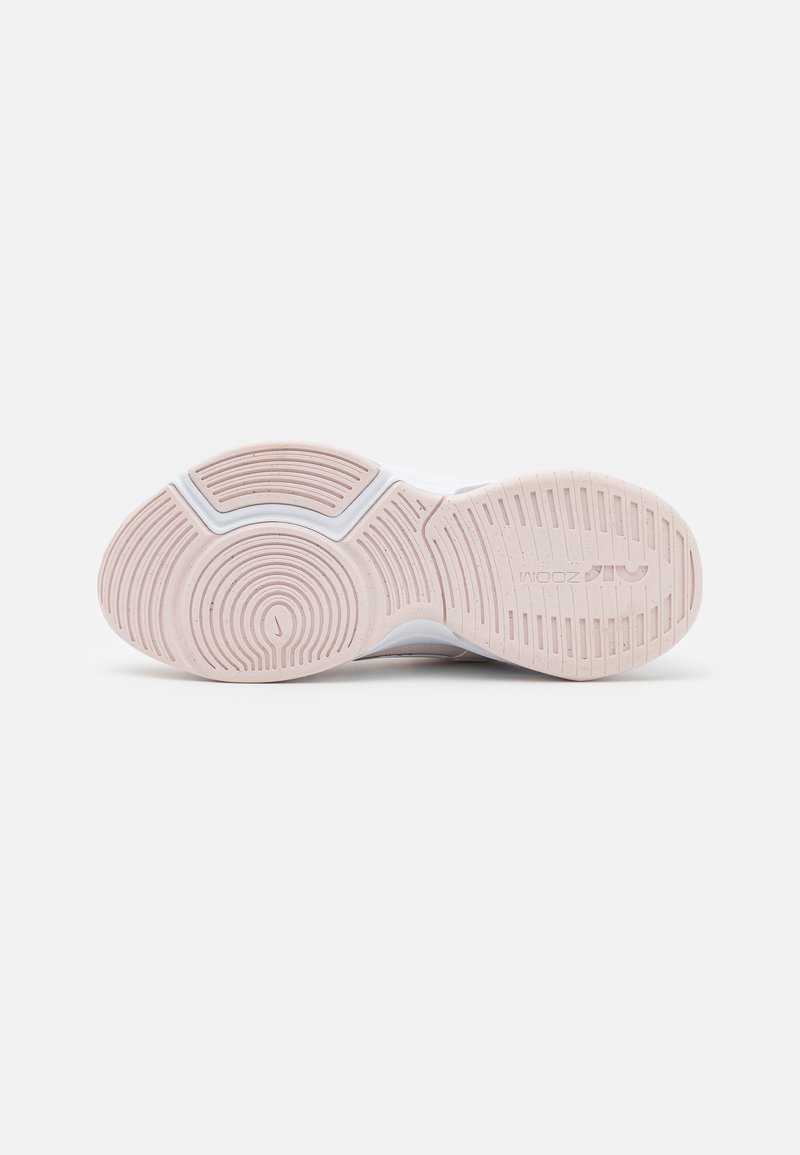 Nike Performance Nike Performance ZOOM BELLA 6 - Training shoe Bis zu 55% Rabatt