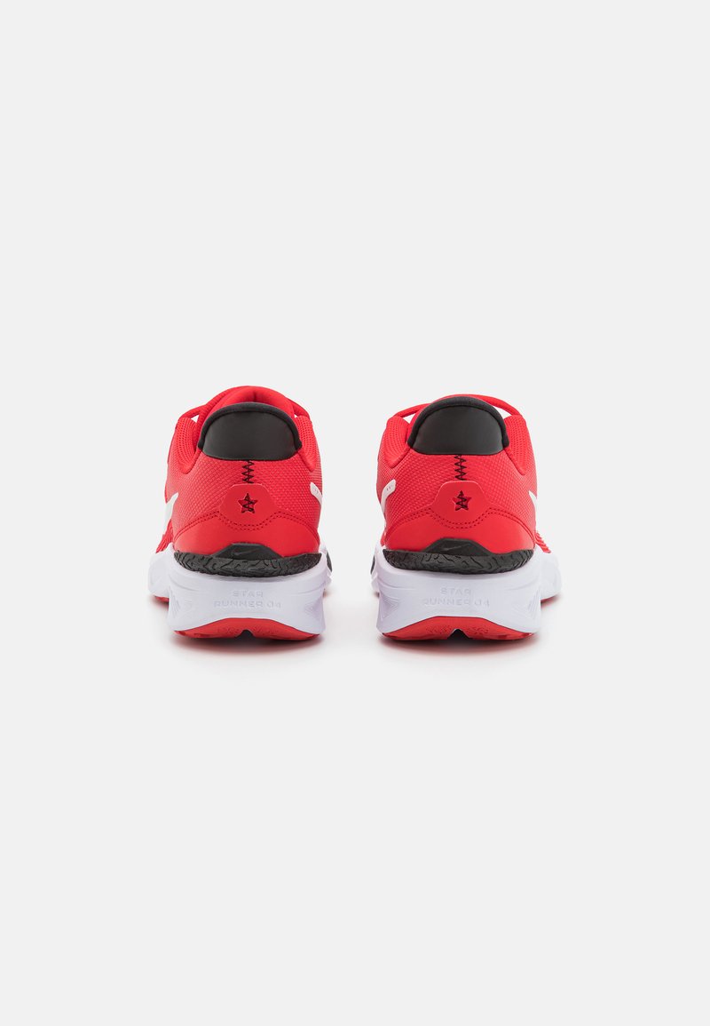 Nike Performance Nike Performance STAR RUNNER 4 UNISEX - Competition running shoes Im Verkauf