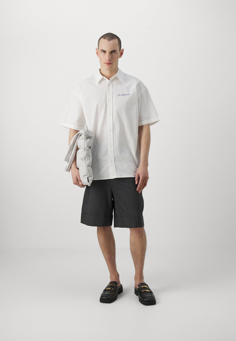 Les Benjamins Les Benjamins SHORT SLEEVE UNISEX - Button-down blouse - white Exklusive Angebote