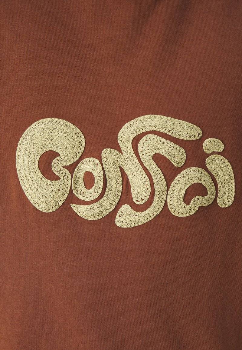 Bonsai Bonsai OVERSIZE TEE EMBRODERY GRAPHIC UNISEX - Print T-shirt - glazed ginger Bestseller