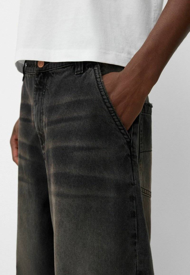 Bershka Bershka Relaxed fit jeans - black denim Letzter Tag