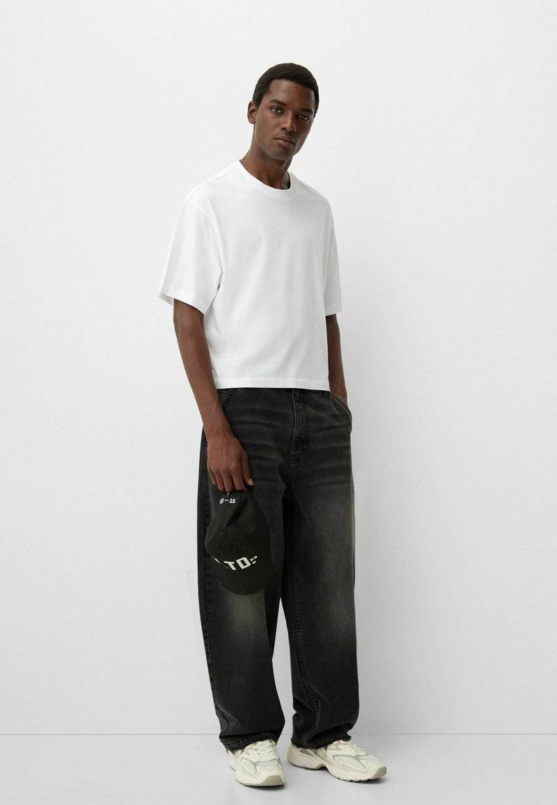 Bershka Bershka Relaxed fit jeans - black denim Letzter Tag