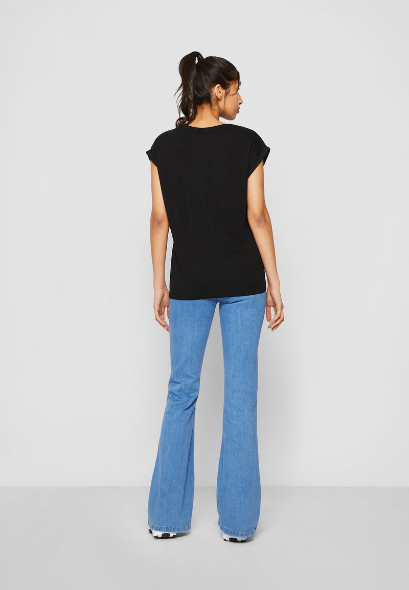Urban Classics Urban Classics EXTENDED SHOULDER - Basic T-shirt - black Bis zu 50% Rabatt