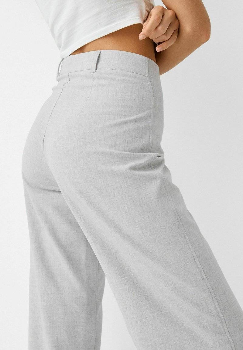 Bershka Bershka WIDE TAILORED - Trousers - mottled grey Nur noch ein Tag übrig