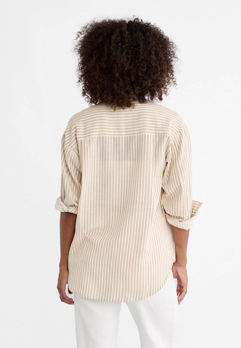 Stradivarius Stradivarius STRIPED - Button-down blouse - stone Clearance-Verkauf