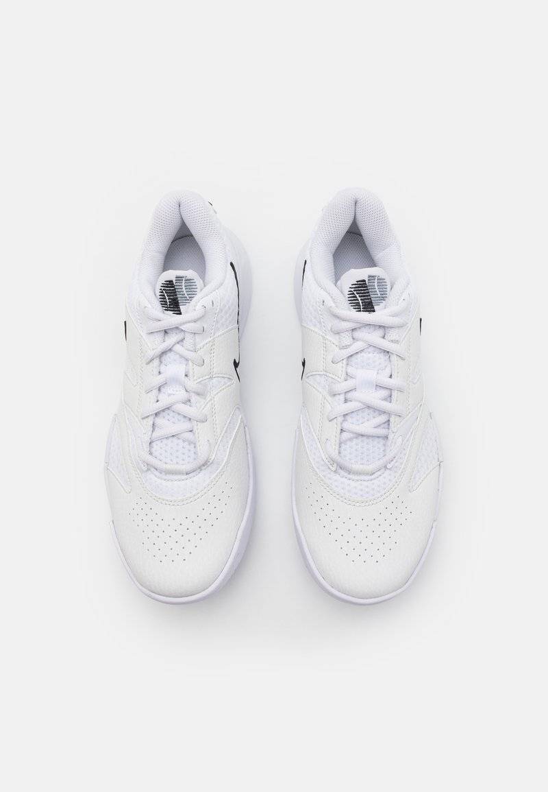 Nike Performance Nike Performance COURT LITE 4 - Multicourt tennis shoes Angebote