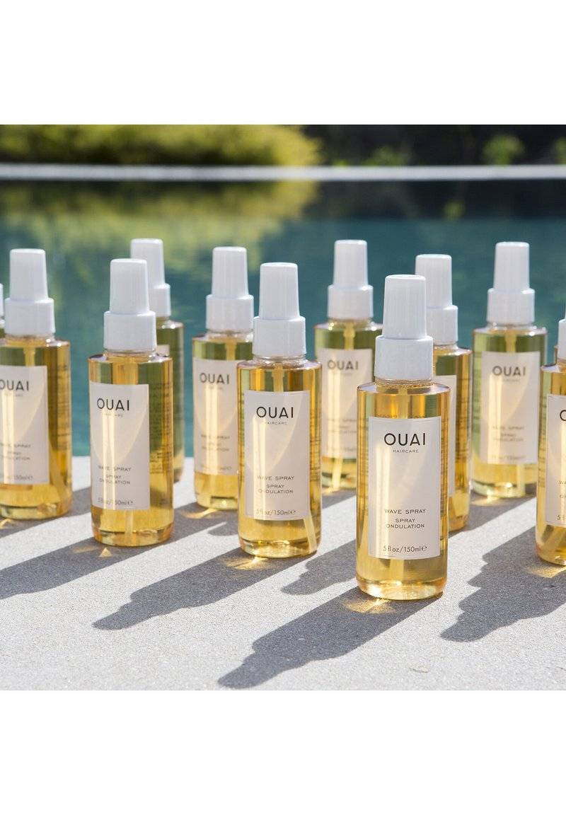Ouai Ouai WAVE SPRAY - Hair styling Riesige Ersparnisse