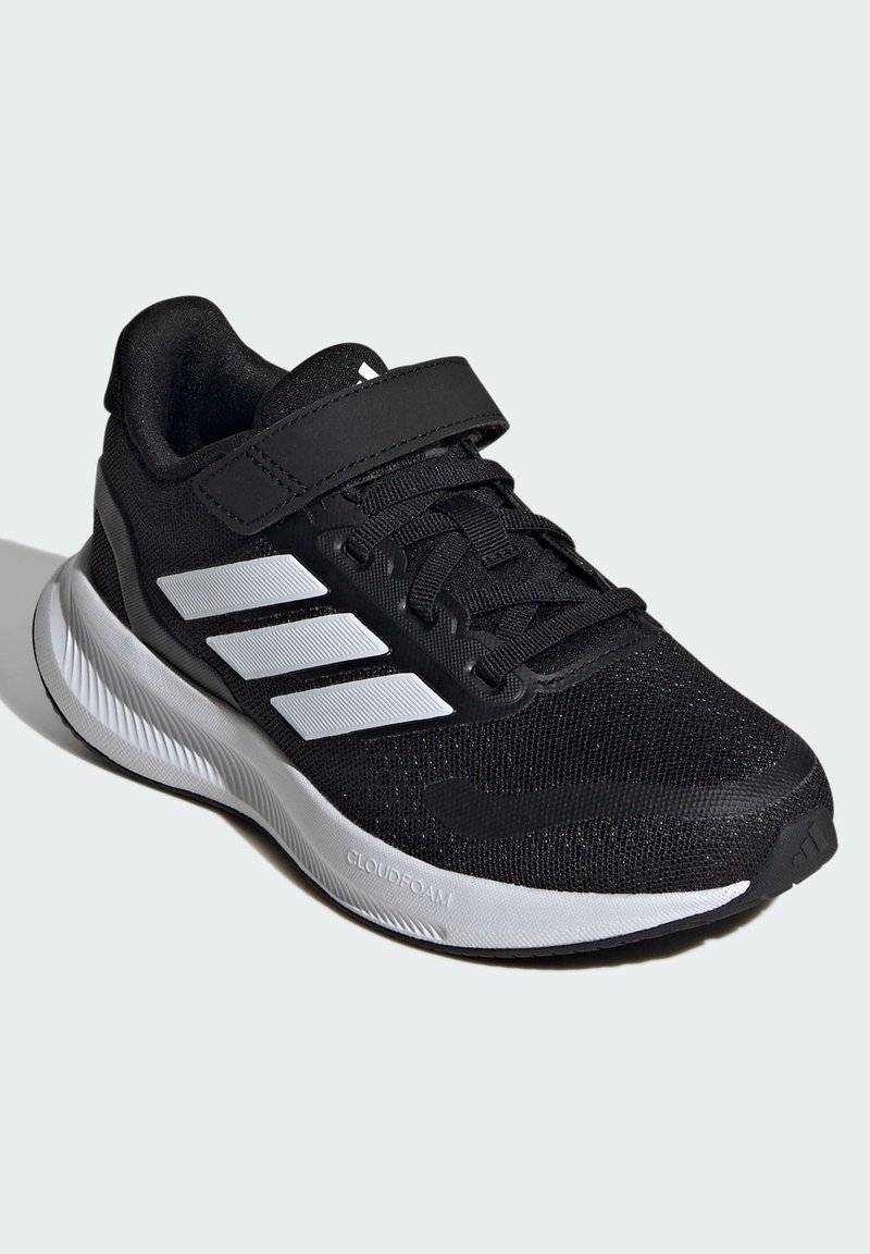 adidas Performance adidas Performance RUNFALCON 5 UNISEX - Neutral running shoes - core black cloud white cloud white Kostenlose Rückgabe