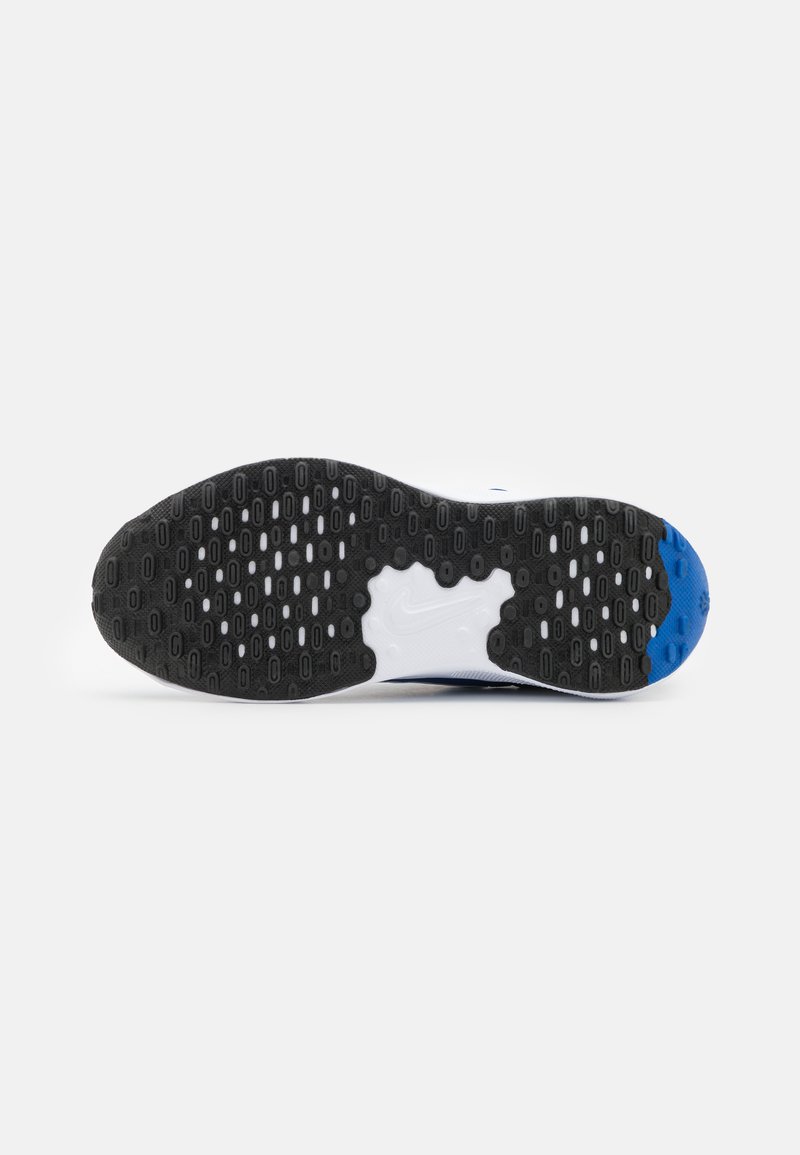 Nike Performance Nike Performance REVOLUTION 7 UNISEX - Competition running shoes Begrenzte Freigabe