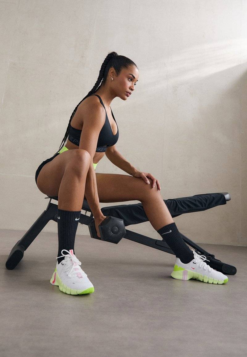 Nike Performance Nike Performance FREE METCON 5 - Training shoe Kostenloser Versand international
