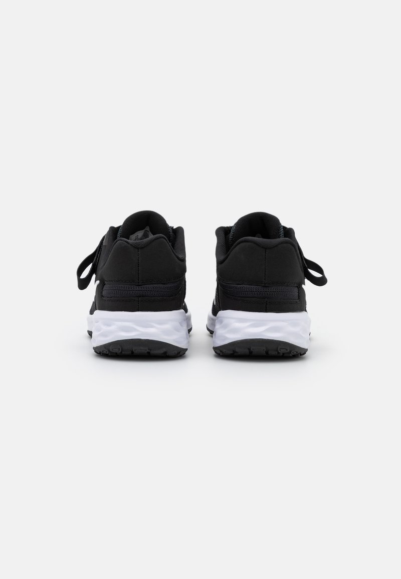 Nike Performance Nike Performance NIKE REVOLUTION 6 FLYEASE (PS - Neutral running shoes Fabrikladen