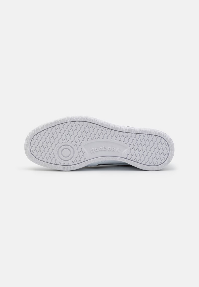 Reebok Classic Reebok Classic CLUB C REVENGE - Trainers Im Verkauf