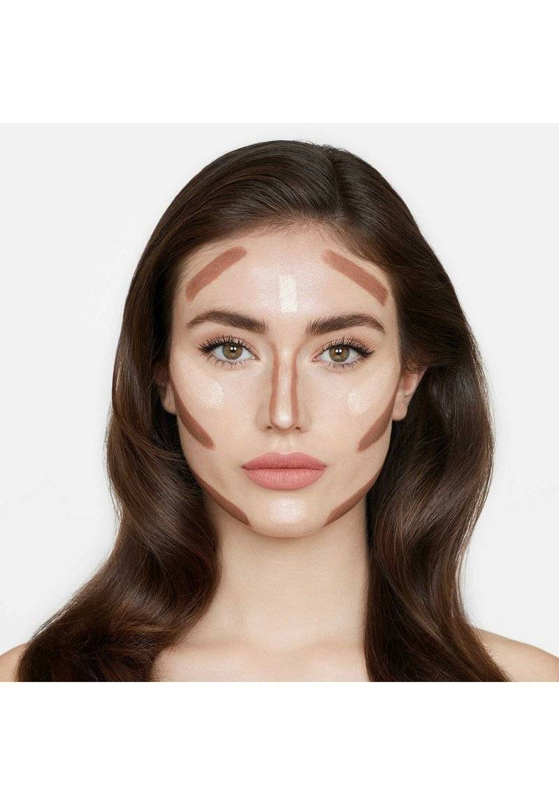 Charlotte Tilbury Charlotte Tilbury HOLLYWOOD CONTOUR LIGHT WAND - Foundation Online