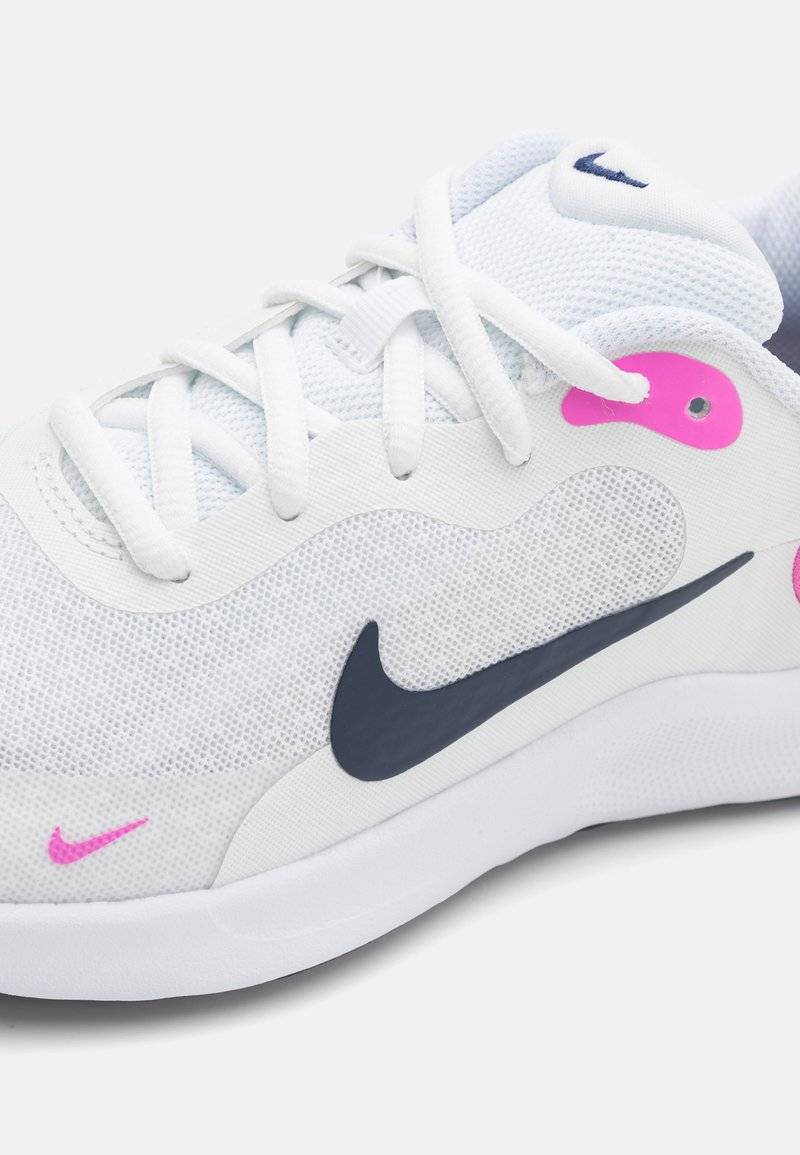 Nike Performance Nike Performance REVOLUTION 7 - Competition running shoes Super Sparpreis