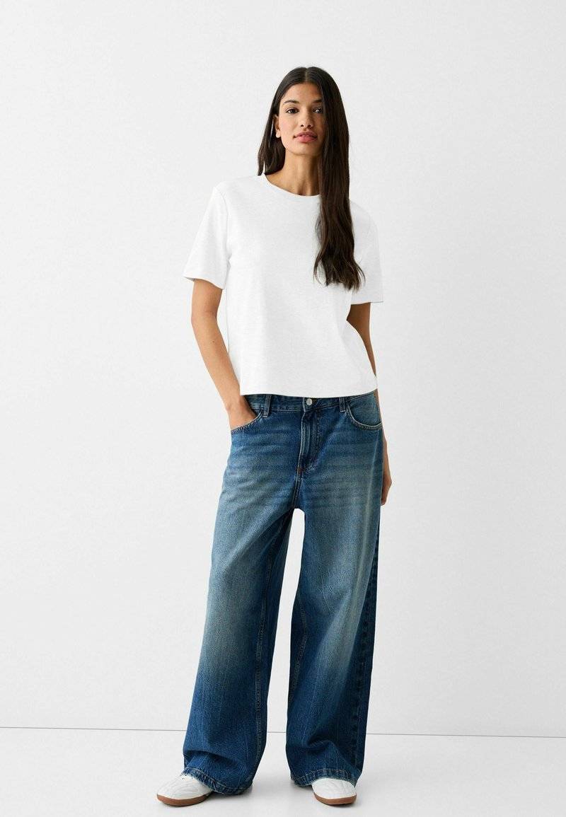 Bershka Bershka SHORT SLEEVE - Basic T-shirt - white Letzte 3 Tage