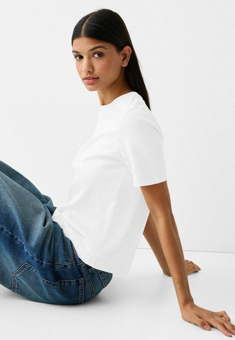 Bershka Bershka SHORT SLEEVE - Basic T-shirt - white Letzte 3 Tage