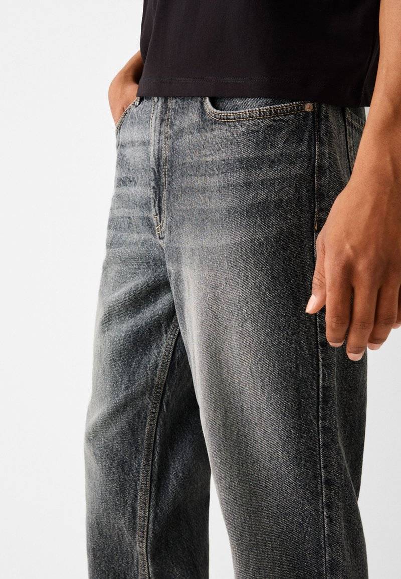 Bershka Bershka Straight leg jeans - mottled dark grey Letzte 2 Tage