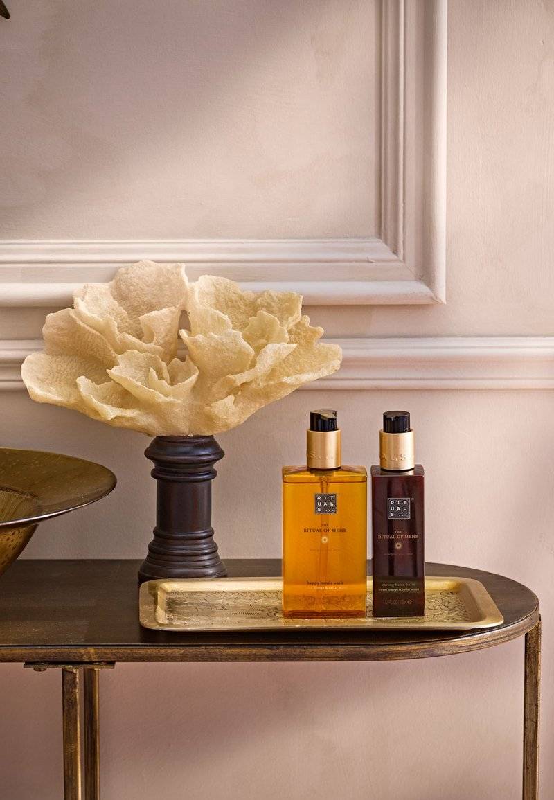 Rituals Rituals HAND WASH THE RITUAL OF MEHR - CITRUS / WOODY - SWEET ORANGE & CEDARWOOD - Liquid soap Outlet