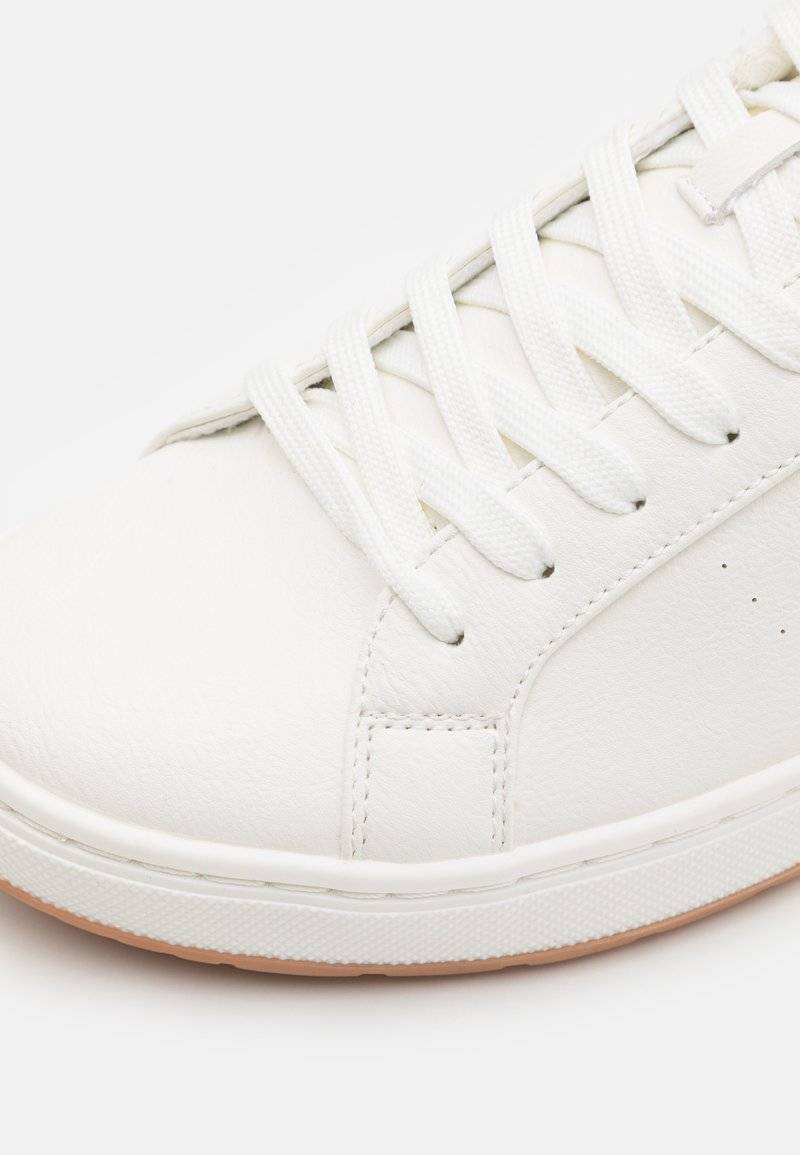 Levi's® Levi's® PIPER - Trainers - regular white Osterangebot