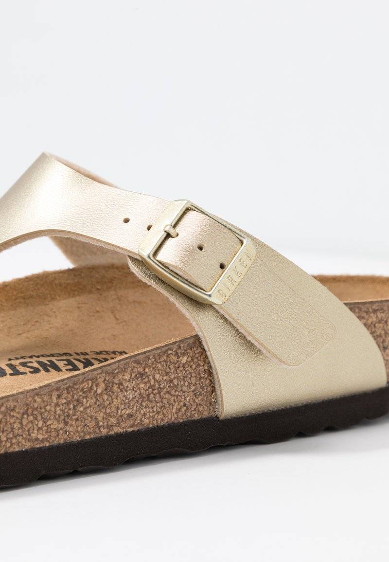 Birkenstock Birkenstock GIZEH BF REGULAR - Slippers - gold Top Angebot