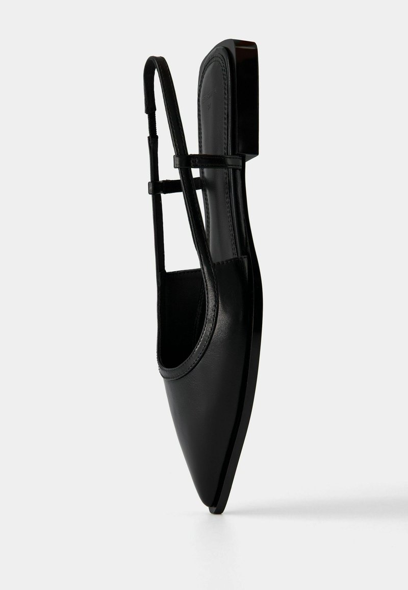 Bershka Bershka POINTED - Slingback ballet pumps - black Zeitlich begrenztes Angebot