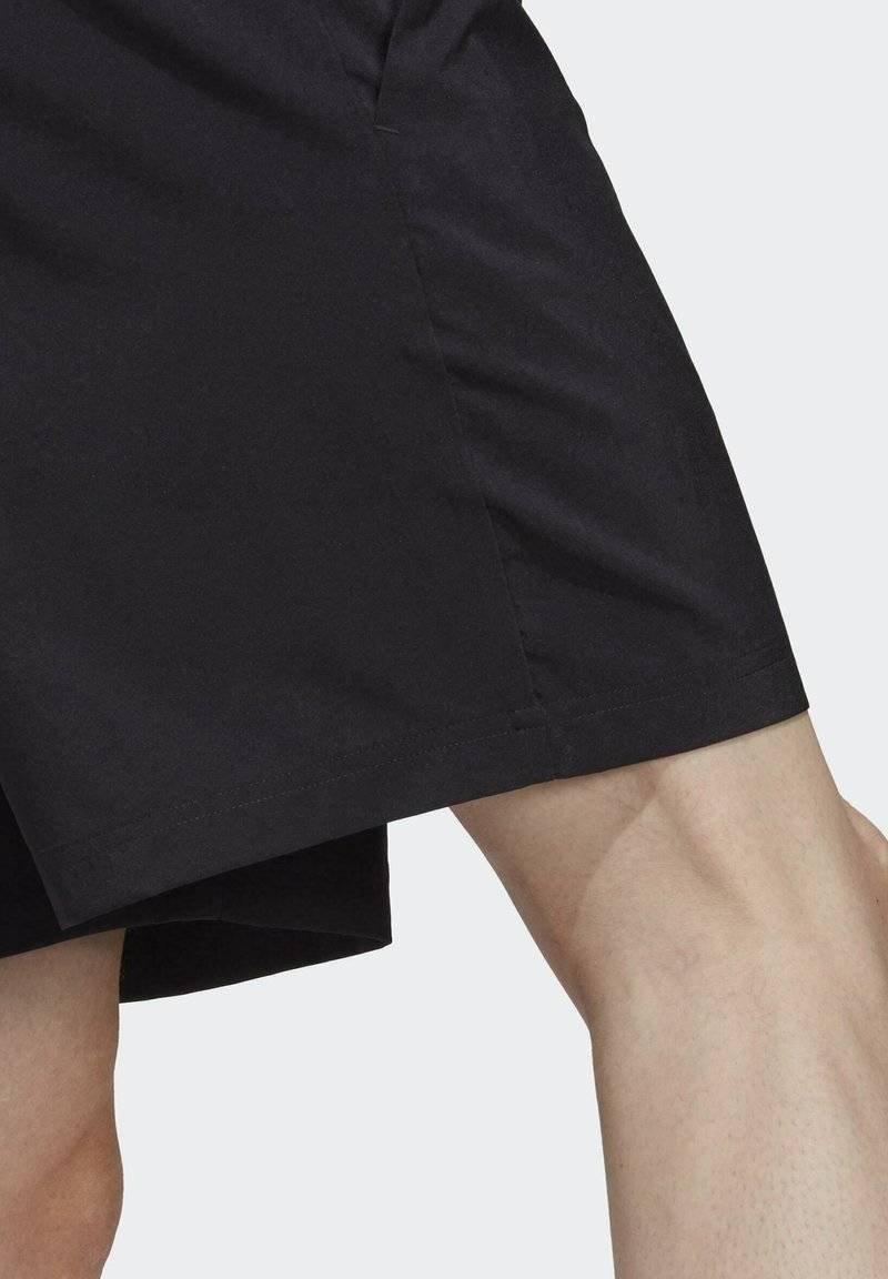 adidas Sportswear adidas Sportswear AEROREADY ESSENTIALS CHELSEA SMALL - Sports shorts - black Super Sparpreis