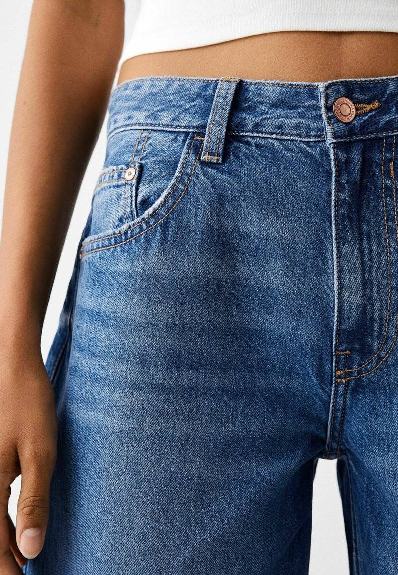 Bershka Bershka WIDE-LEG - Relaxed fit jeans - dark blue Online