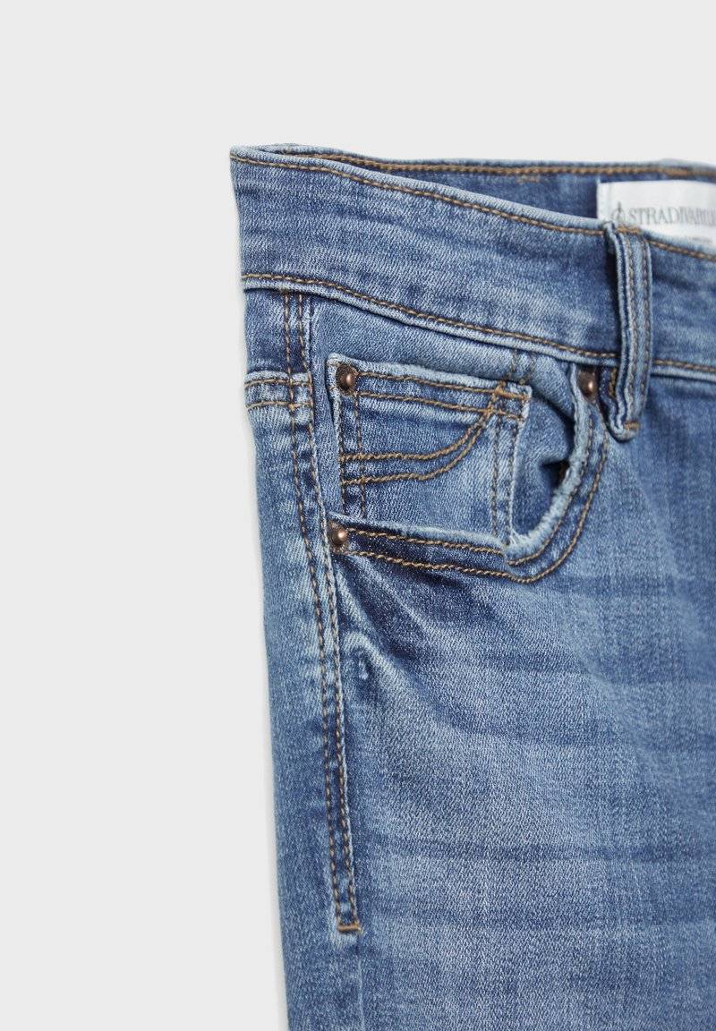 Stradivarius Stradivarius Jeans Skinny Fit - blue denim Günstiger Verkauf