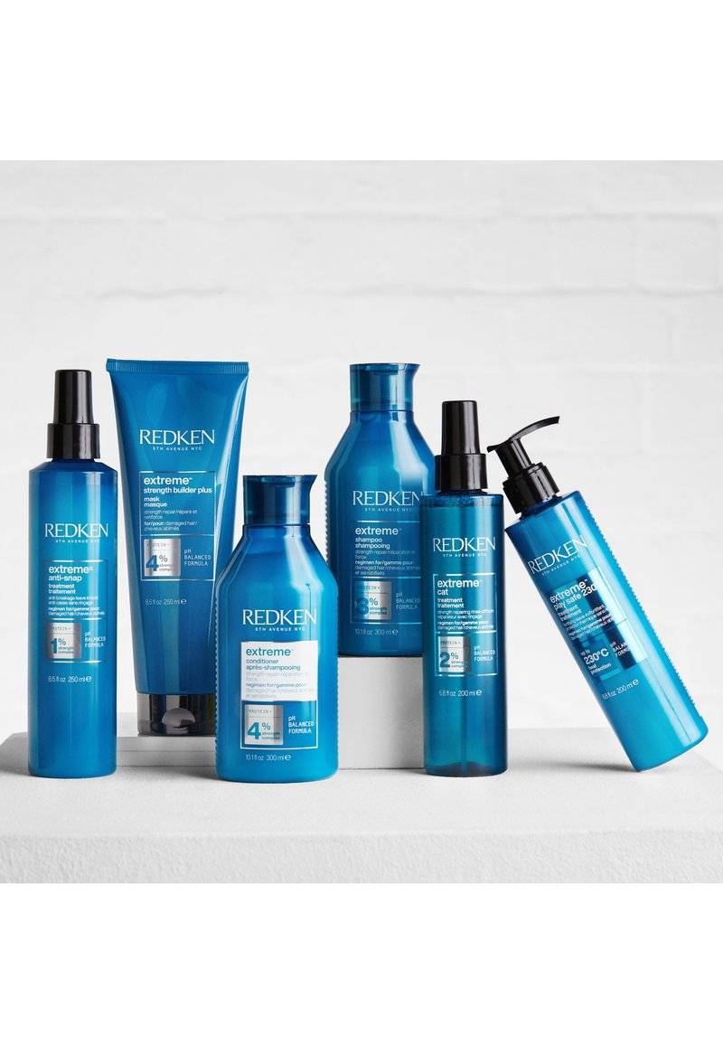 Redken Redken EXTREME SHAMPOO | STRENGHTHENS DAMAGED HAIR - Conditioner Flash Sale