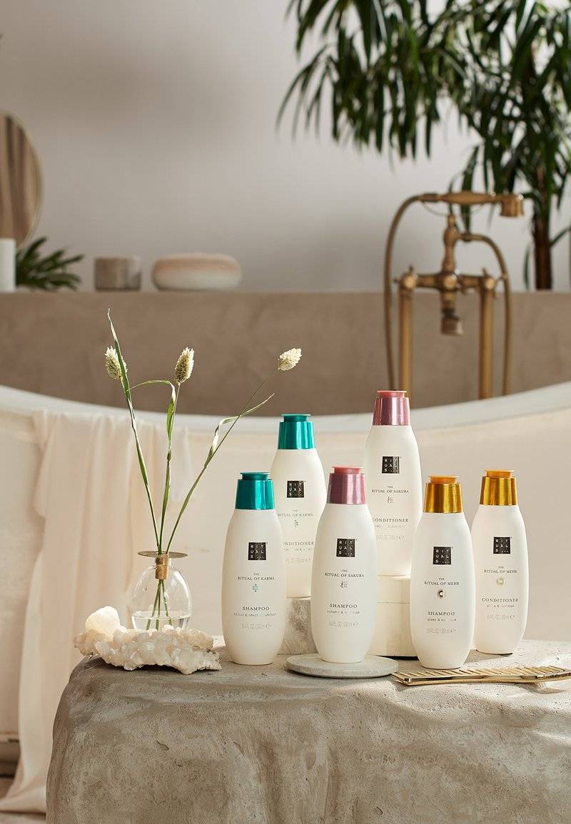 Rituals Rituals CONDITIONER THE RITUAL OF KARMA - DELICATELY SWEET - LOTUS & WHITE TEA - Conditioner Cyber Monday