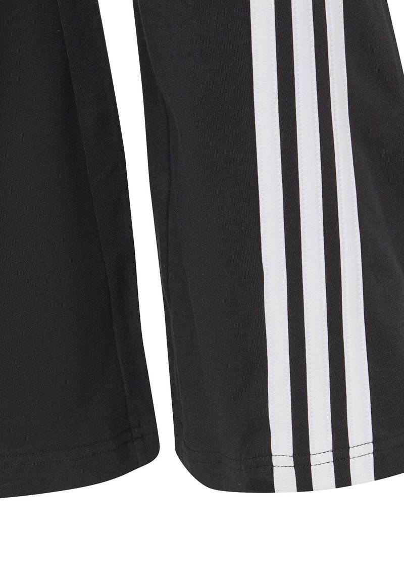 adidas Performance adidas Performance FUTURE ICON 3-STRIPES FLARED - Tracksuit bottoms Saisonale Angebote