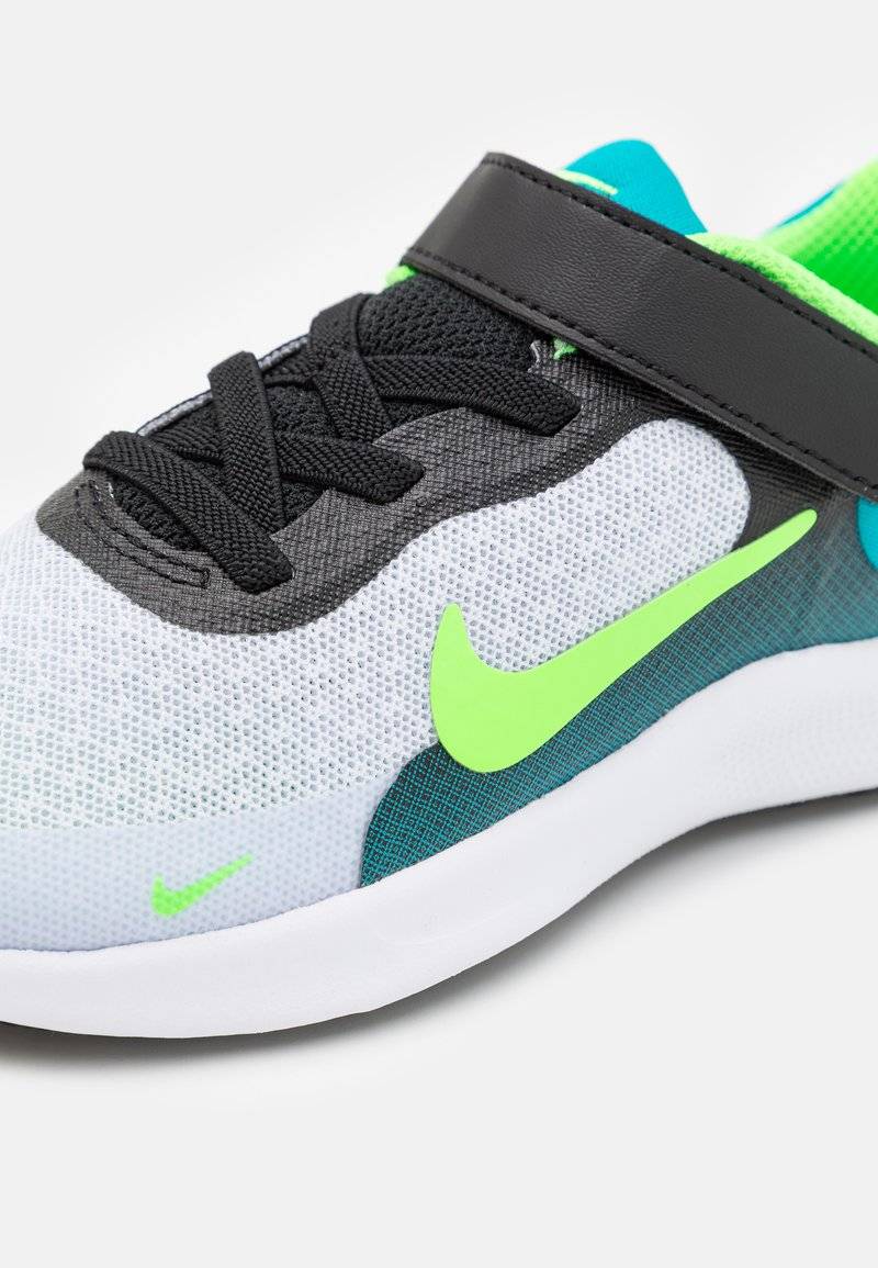Nike Performance Nike Performance REVOLUTION 7 UNISEX - Competition running shoes zollfrei