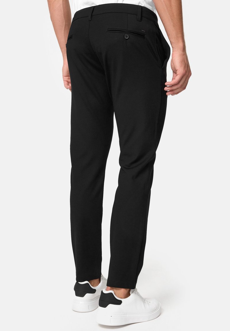 INDICODE JEANS INDICODE JEANS SUPER STRETCH RODEKRO - Chinos - black Neuheiten